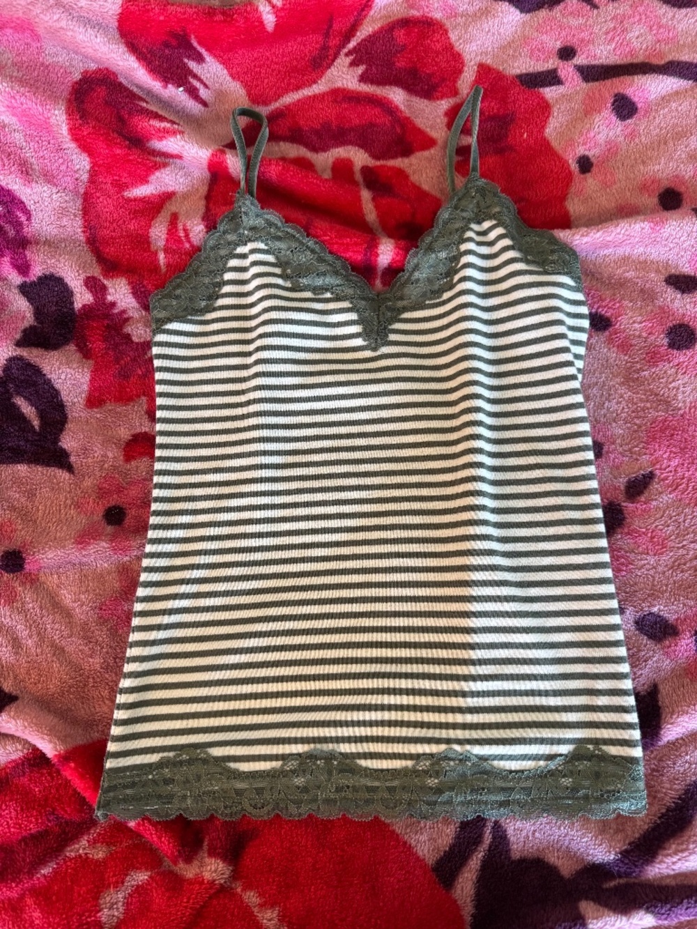 American Eagle lace cami